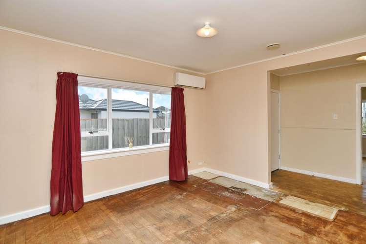 262 Breezes Road Aranui_14