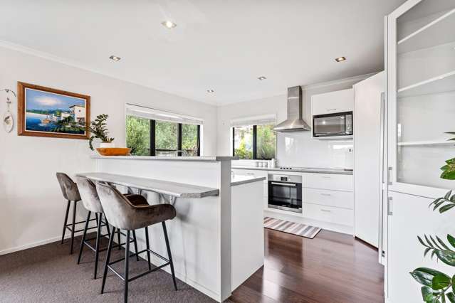 6 Bloomfield Rise Stanmore Bay_3