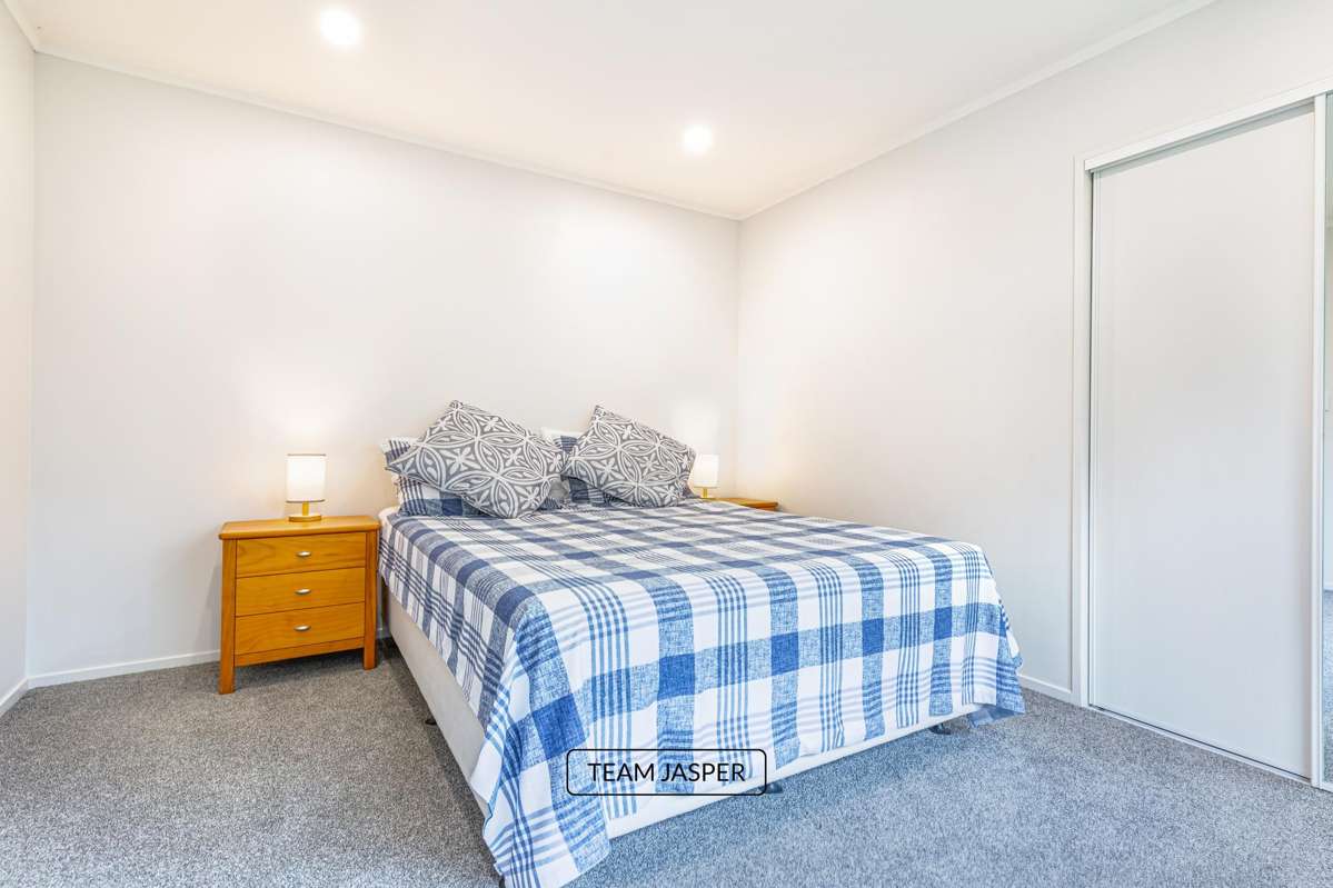 2/190 Norman Lesser Drive_4