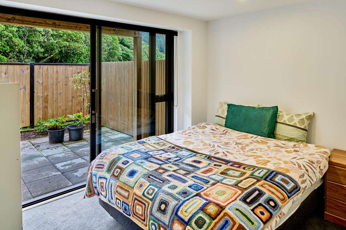 3 and 10 / 6 Makara Road_5