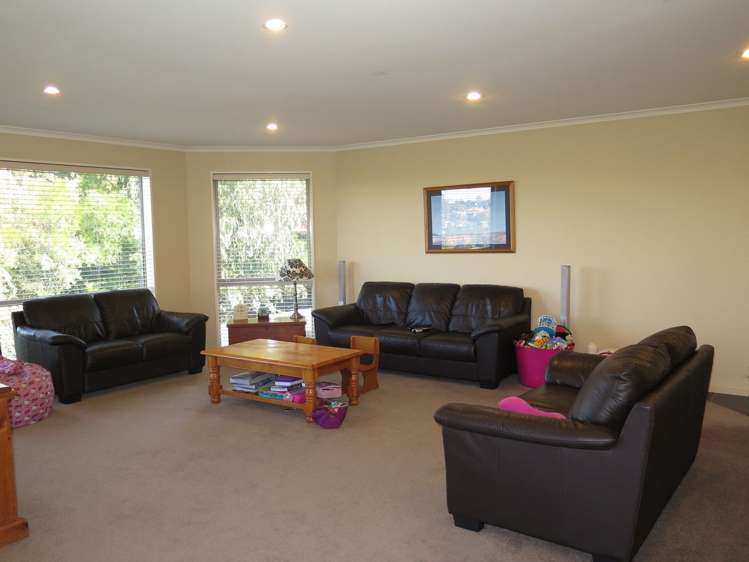 9 Lachlan Place Marchwiel_6