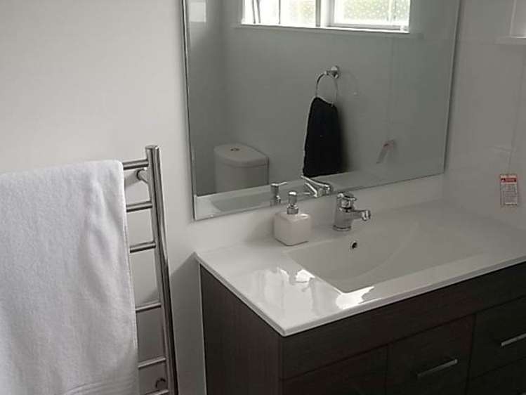 1/48 Rawhiti Road One Tree Hill_6