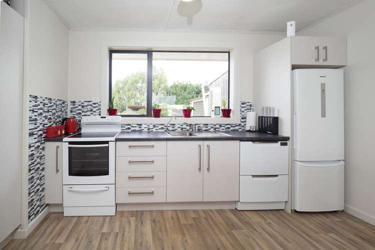 1054 Grahams Road Ashton_11