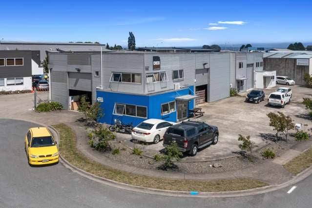 Industrial Investment with Long-Term Tenant