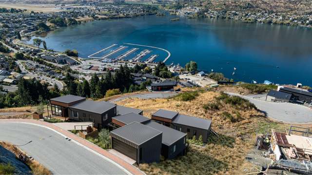 47-49 Angelo Drive Queenstown_1