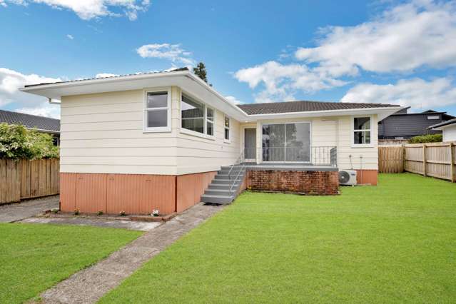 Kiwi Bungalow with Spacious Outdoors