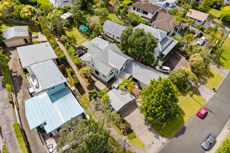 35 Seaton Road Murrays Bay_18