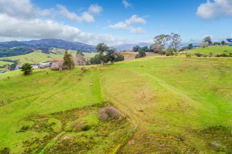 28 Braine Road Oparau_21