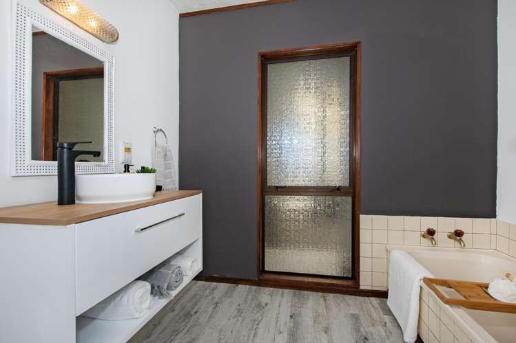 21 Kotare Crescent Maunu_11