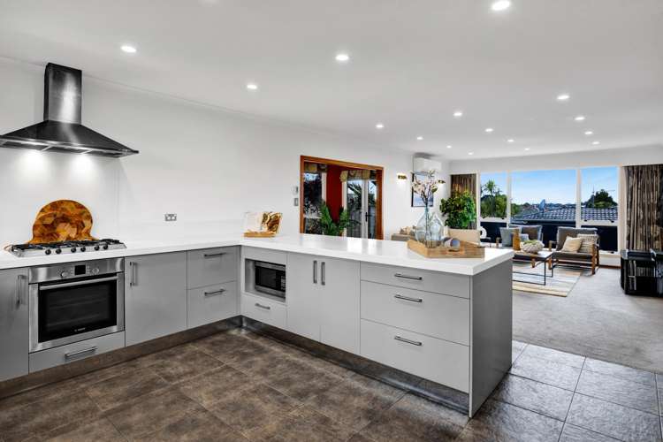 12a Julian Place Westown_6