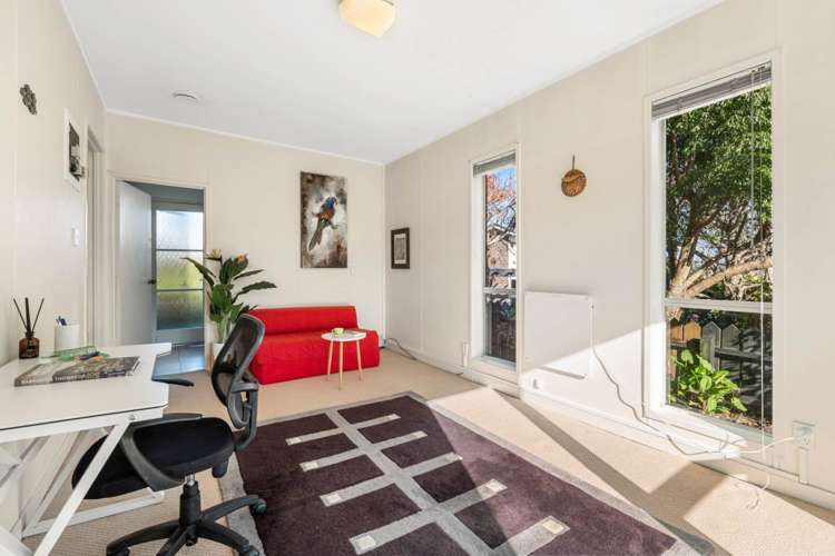 1/957a Beach Road Torbay_11