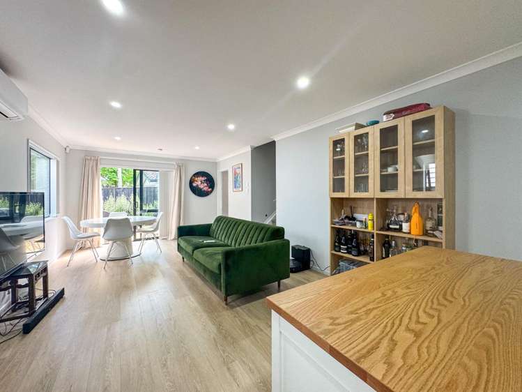 9c Sari Place Massey_3