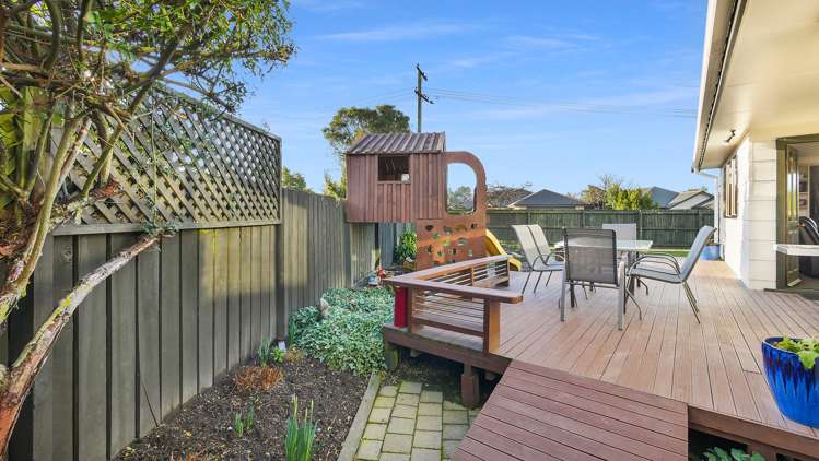 6 School Lane Kirwee_17