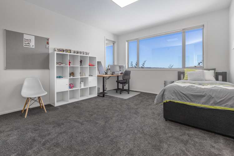22 Milford Street Aotea_24