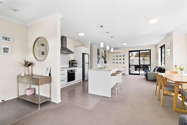 21 Drake Crescent Awatoto_7