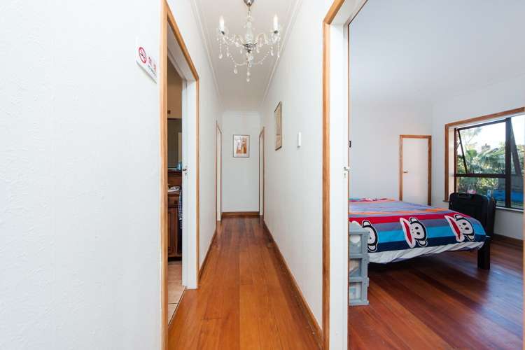 11 Kelsey Crescent Hillsborough_13