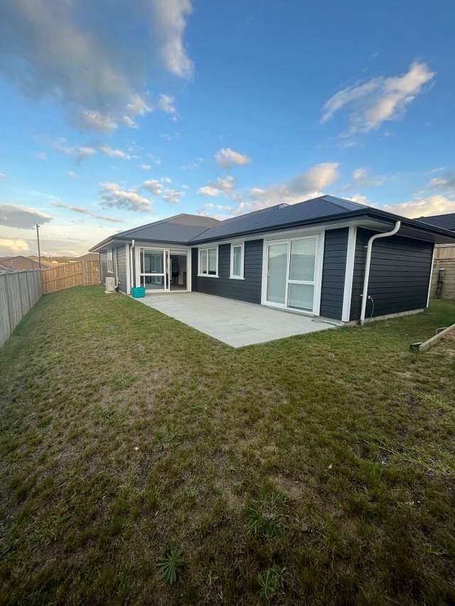 8 Bathgate Court Pokeno_1
