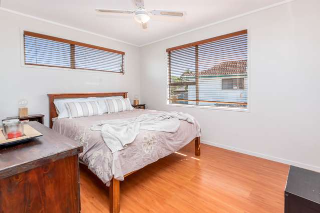 63 Marendellas Drive Bucklands Beach_4