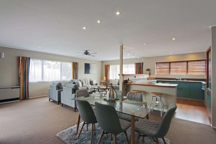 14 Shirley Street Mangakakahi_17