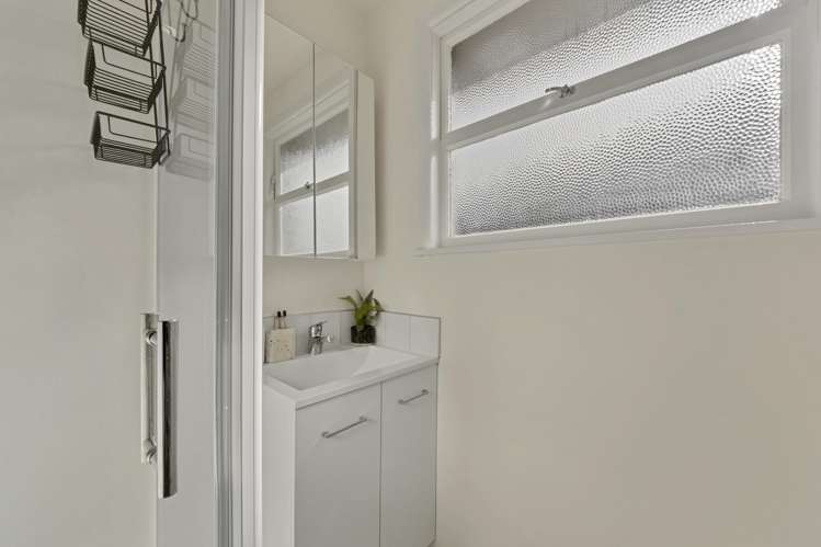1041 Colombo Street St Albans_20