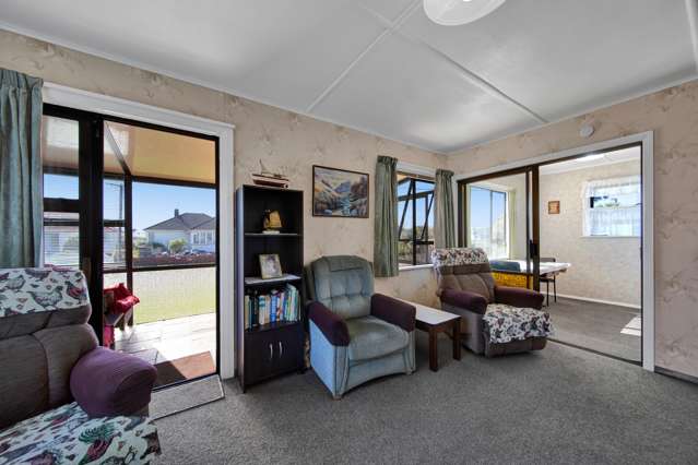 1 Robbins Crescent Hawera_4