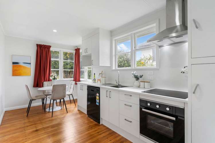 34 Roseman Avenue Mount Roskill_11