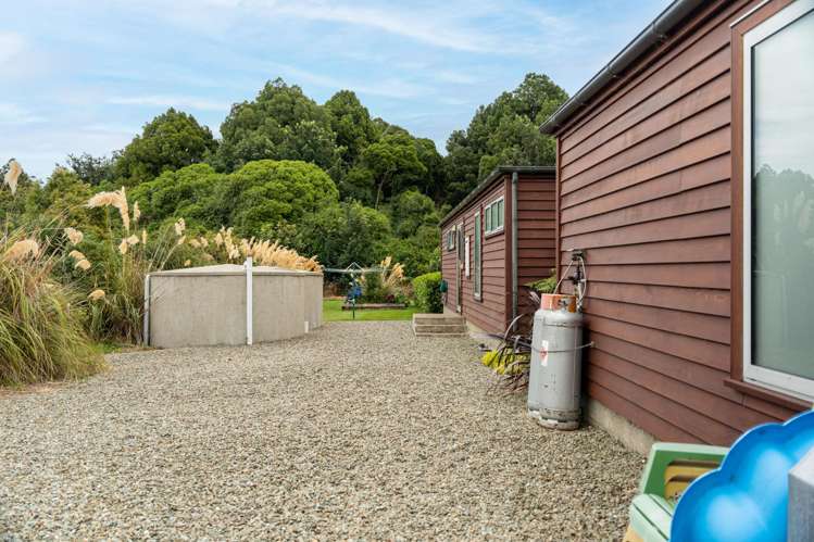 120 Myross Road Myross Bush_42