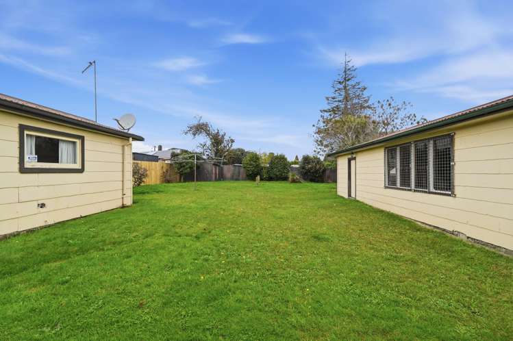 25 Russell Road Fairy Springs_13