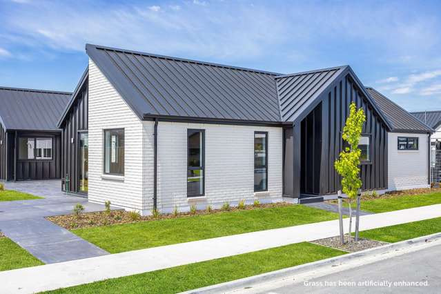 Silverstream Stunner | Brand New & Ready for You!