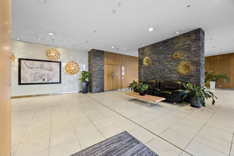 610/18 Beach Road Auckland Central_14