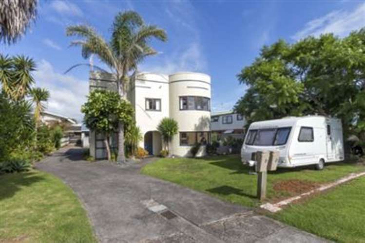 5 Hattaway Avenue Bucklands Beach_9