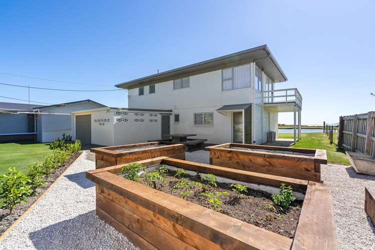 281 Cove Road Waipu_22
