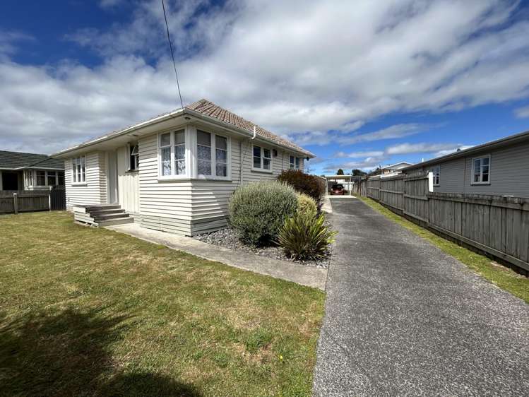 24A and 24B Clyde Street Tokoroa_9