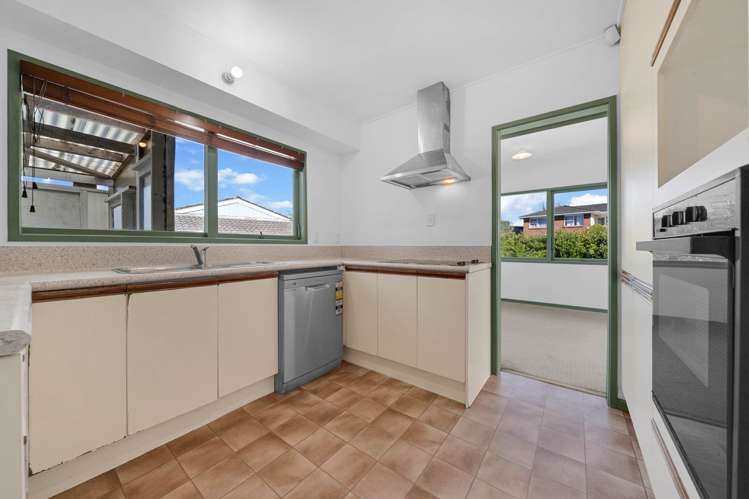 16 Harford Place Pakuranga Heights_11
