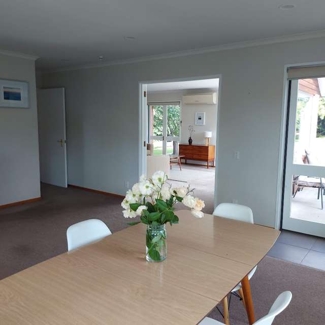 184 Pages Road Marchwiel_4