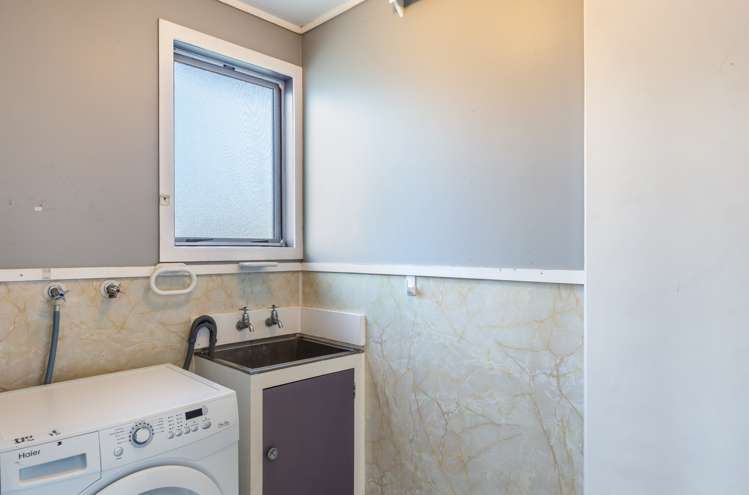 14 Runuku Grove Turangi_24