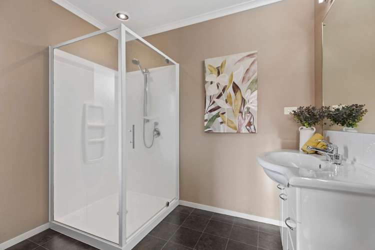 19 Breaker Grove Waiuku_13