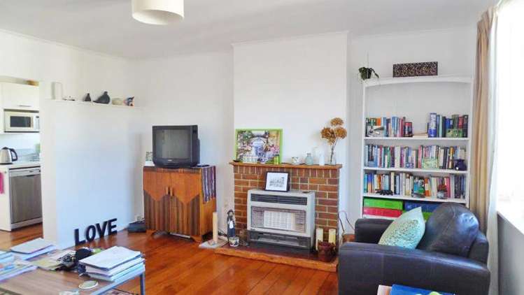 20 Craigbank Avenue New Lynn_7