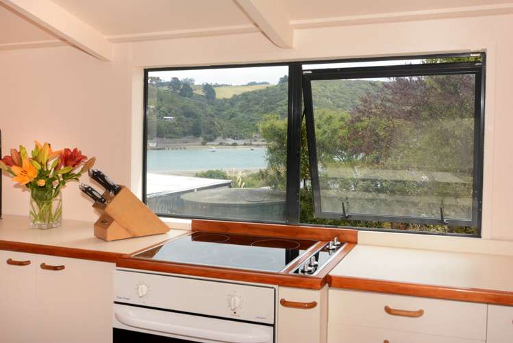 1412 Taieri Mouth Road Taieri Mouth_9