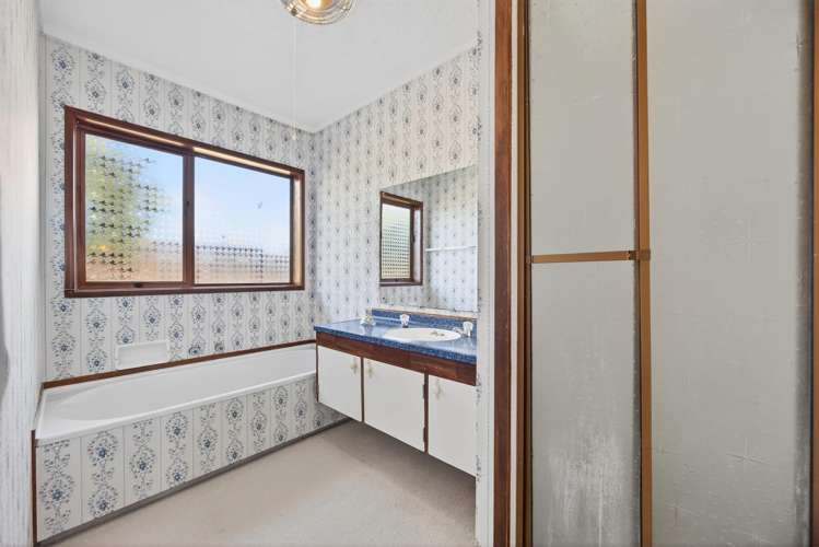 1/15 Serrita Avenue Sunnyhills_14