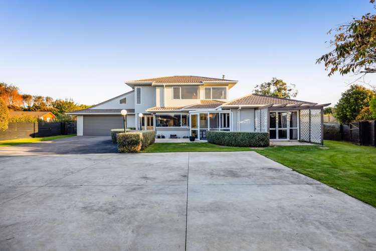 283 Glover Road Hawera_13