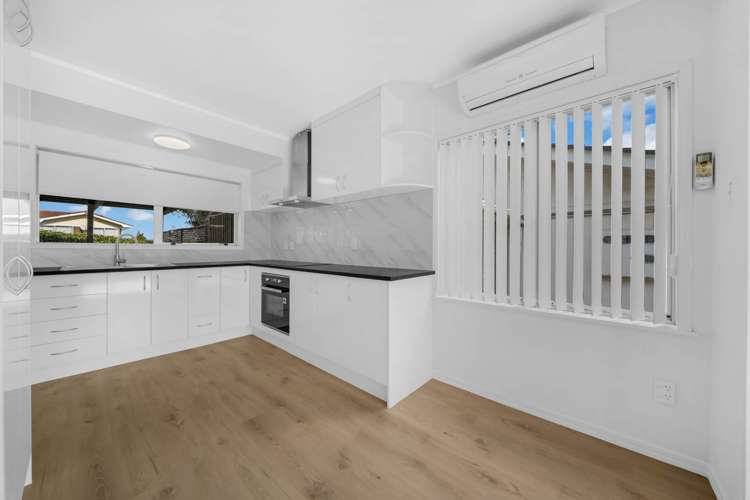2/84B Great South Road Manurewa_6