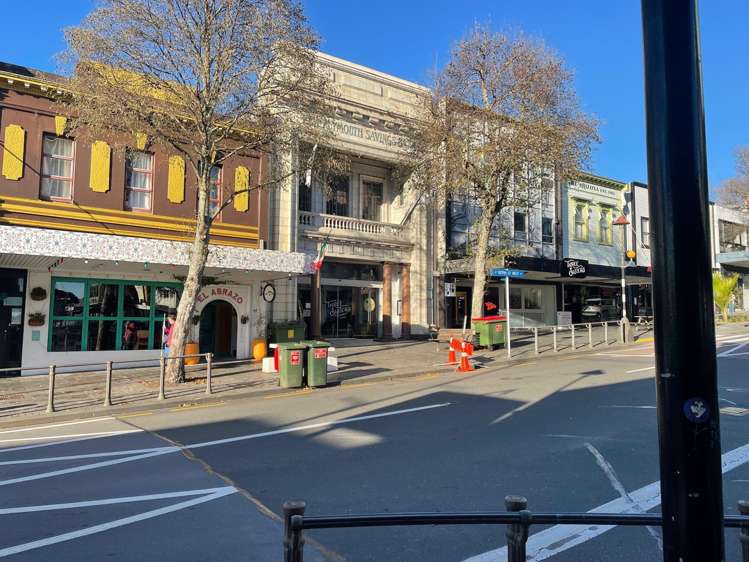 87-89 Devon Street West New Plymouth_1