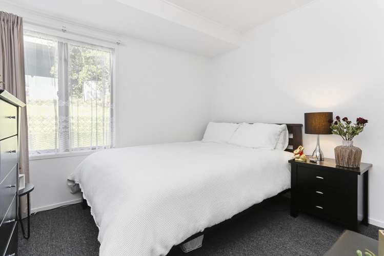 2/59 West Coast Road Glen Eden_10