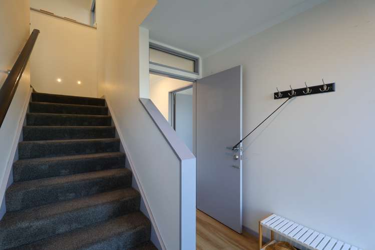 45 Saint Lawrence Street Toi Toi_7