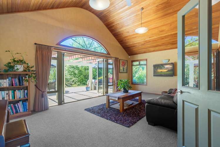 101 Clearwater Lane Rangatira Park_11