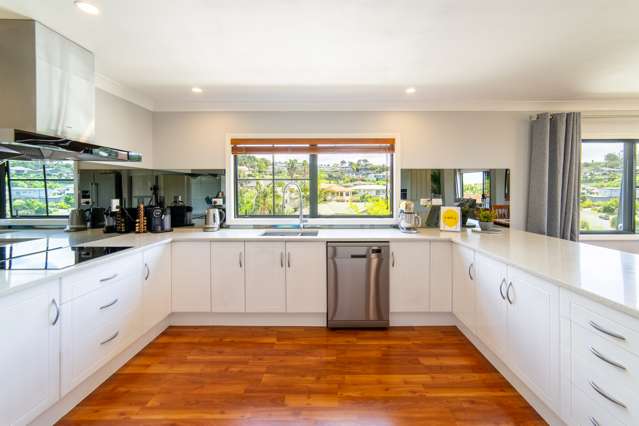 55 Waldorf Crescent Orewa_4