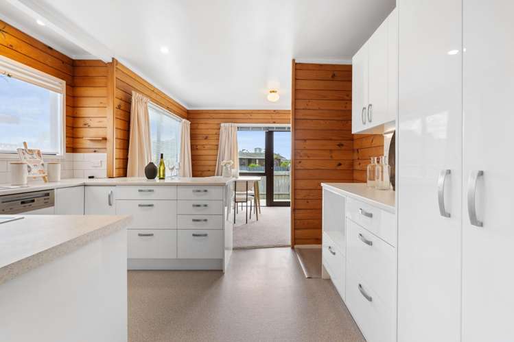 34a Hatton Road Orewa_10