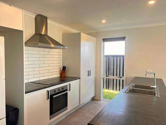 16 Empire Crescent Papamoa_4