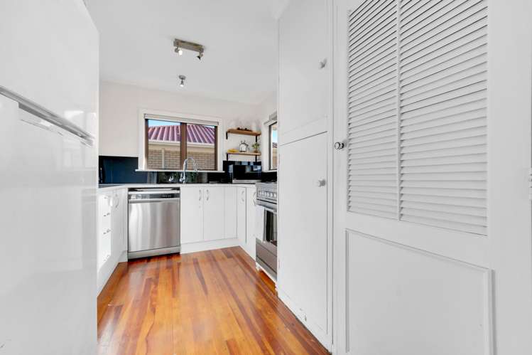 38 Rollerson Street Papakura_9
